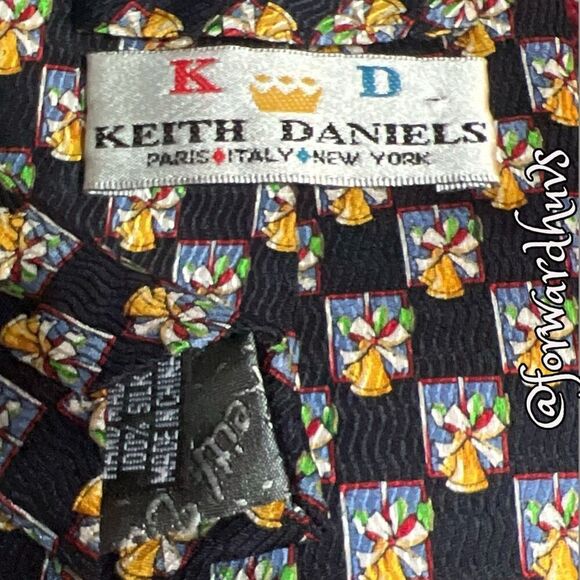Keith Daniels Holiday Necktie – Festive All-Over Bell Pattern - Picture 5 of 9
